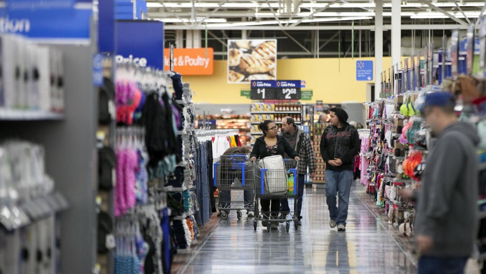 Iowa's sales tax holiday next weekend offers chance to save on clothes, shoes